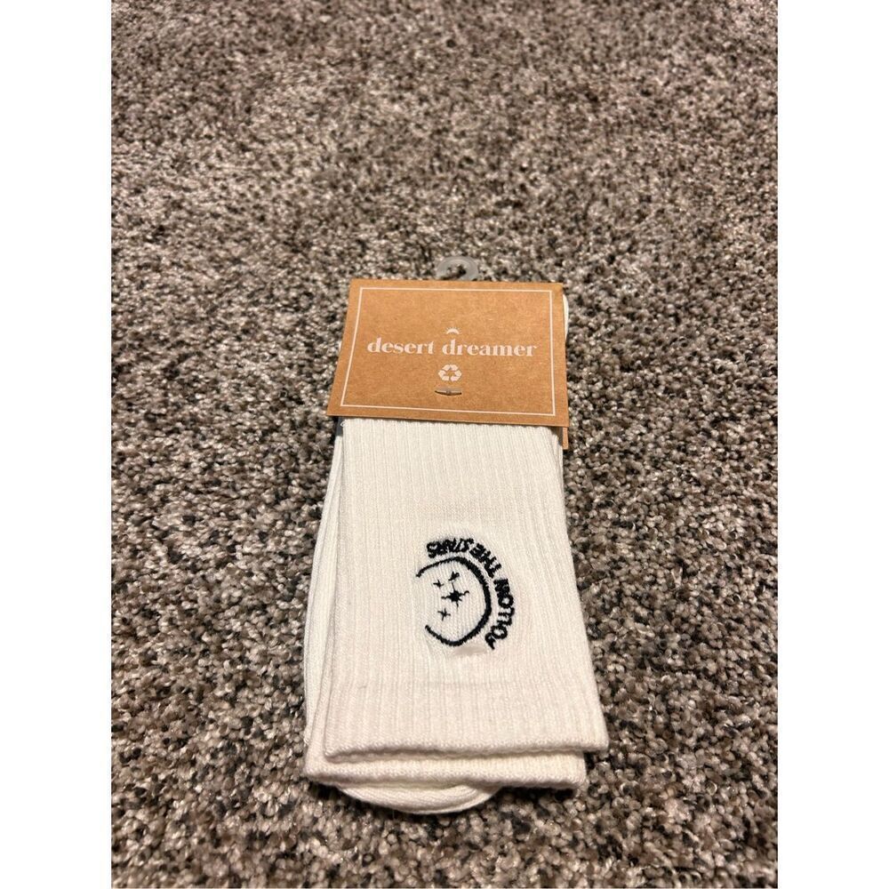 ‼️sale‼️ Desert Dreams follow the stars crew socks C20-6